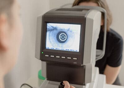 Eye inspection machine